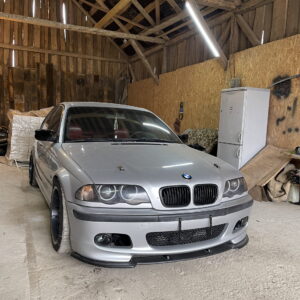 IMG_4448 - OPSHOLDERS BMW with Front USA type number plate holders