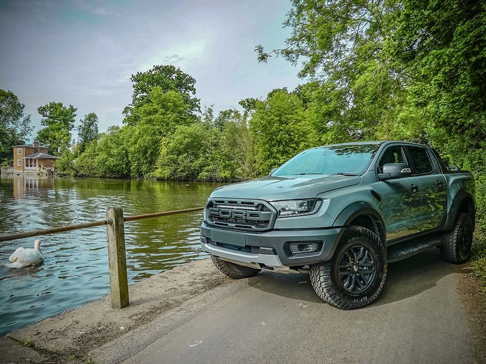 ford_ranger_raptor_linear-24_elite_4_web_2 - OPSHOLDERS Lazer Lamps FORD RANGER RAPTOR (2018+) GRILLE KIT