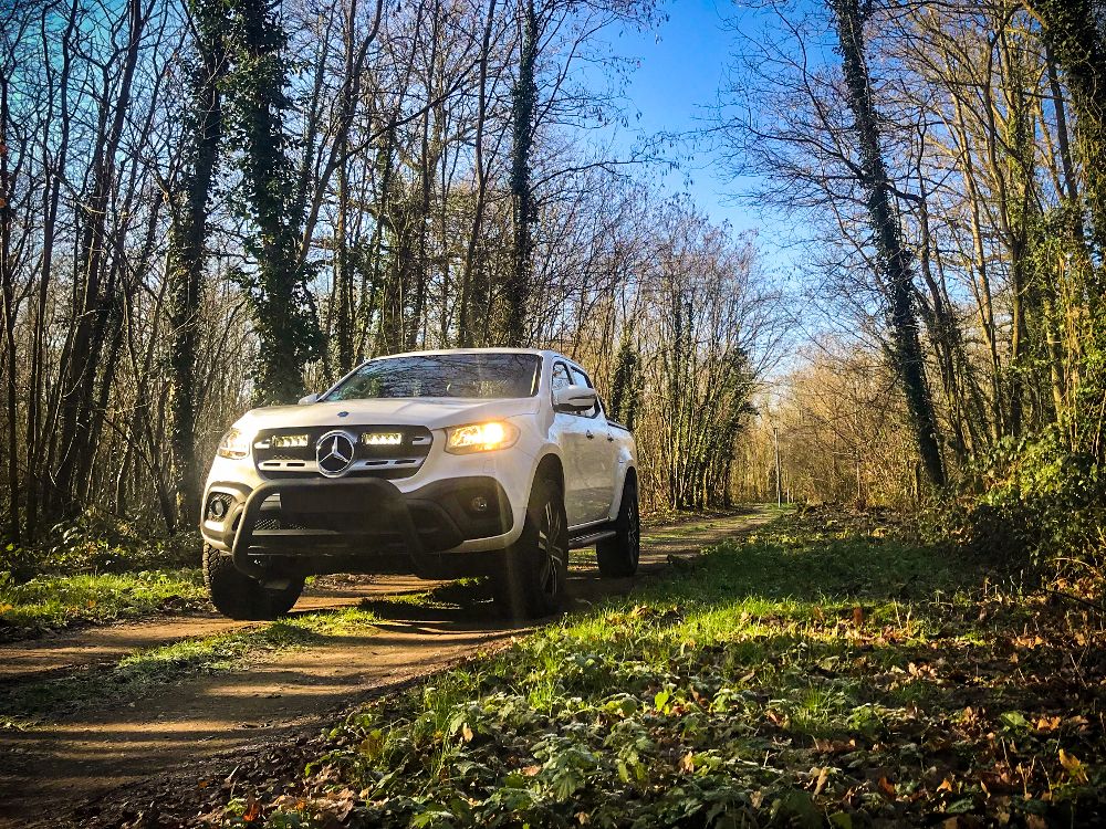 gk-mxc-01k_4_web_hm - OPSHOLDERS Lazer Lamps MERCEDES X-CLASS (2017+) GRILLE KIT