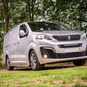 Lazer Lamps PEUGEOT EXPERT (2016+) GRILLE KIT