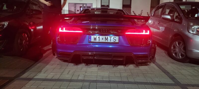 Audi R8 Gen.2 prelift rear spyder conversion