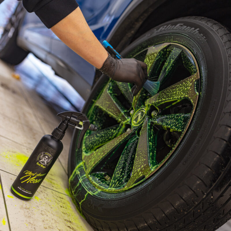 Wheel Cleaner Neon Bad Boys RRCustoms - OPSHOLDERS
