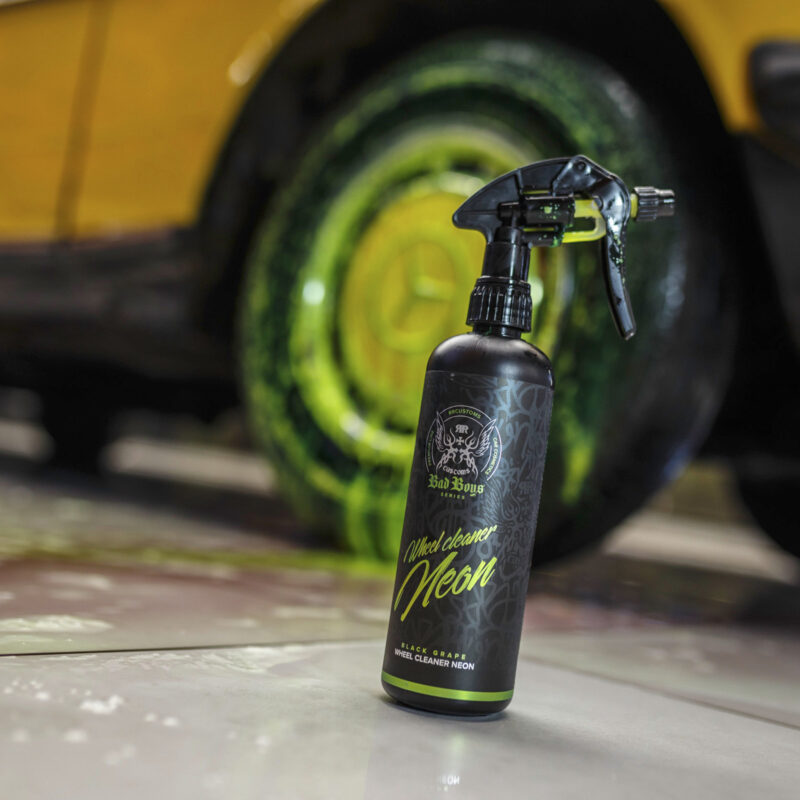 Wheel Cleaner Neon Bad Boys RRCustoms - OPSHOLDERS