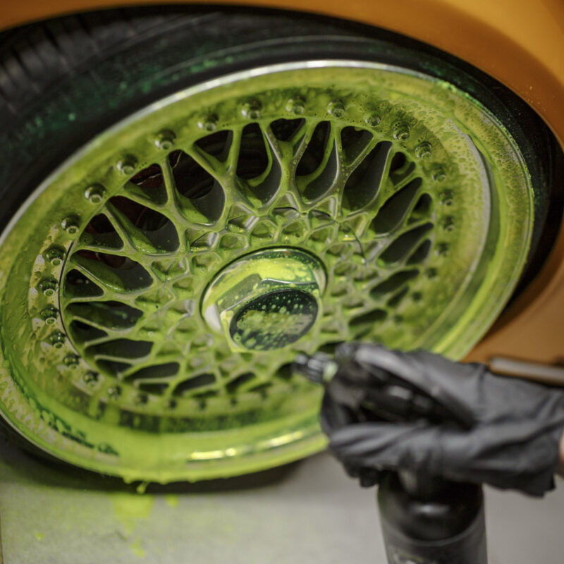 Wheel Cleaner Neon Bad Boys RRCustoms - OPSHOLDERS