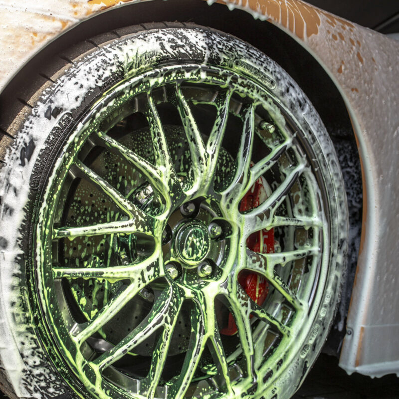 Wheel Cleaner Neon Bad Boys RRCustoms - OPSHOLDERS