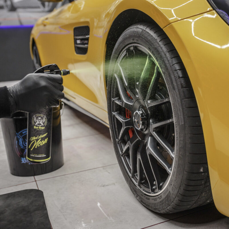 Wheel Cleaner Neon Bad Boys RRCustoms - OPSHOLDERS
