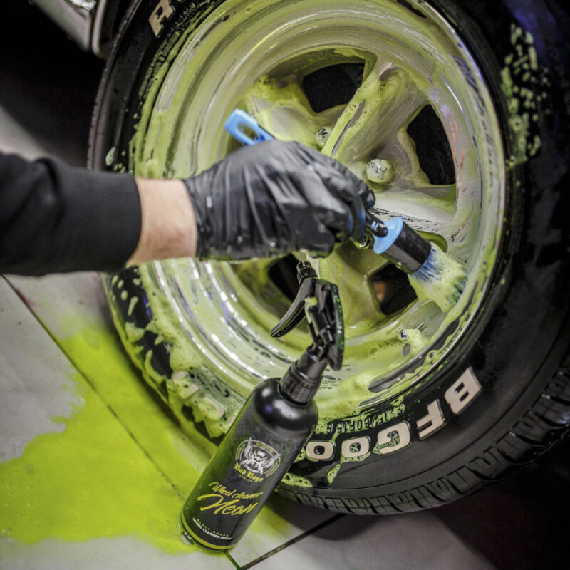 Wheel Cleaner Neon Bad Boys RRCustoms - OPSHOLDERS