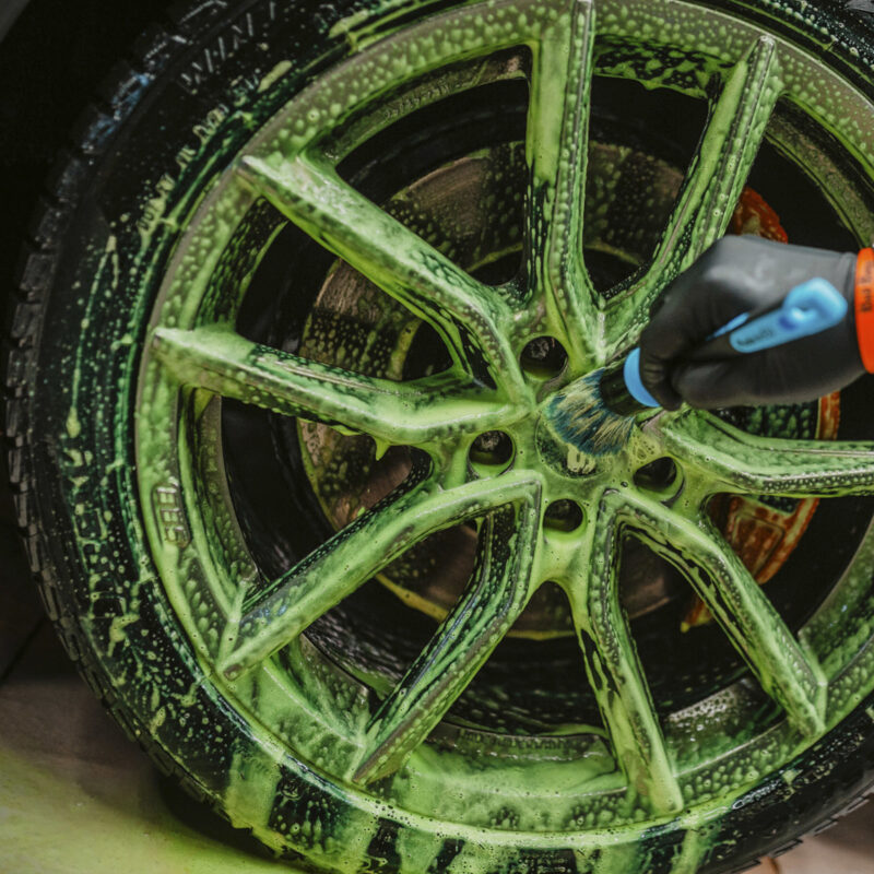 Wheel Cleaner Neon Bad Boys RRCustoms - OPSHOLDERS