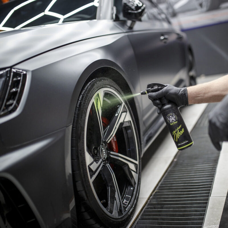 Wheel Cleaner Neon Bad Boys RRCustoms - OPSHOLDERS