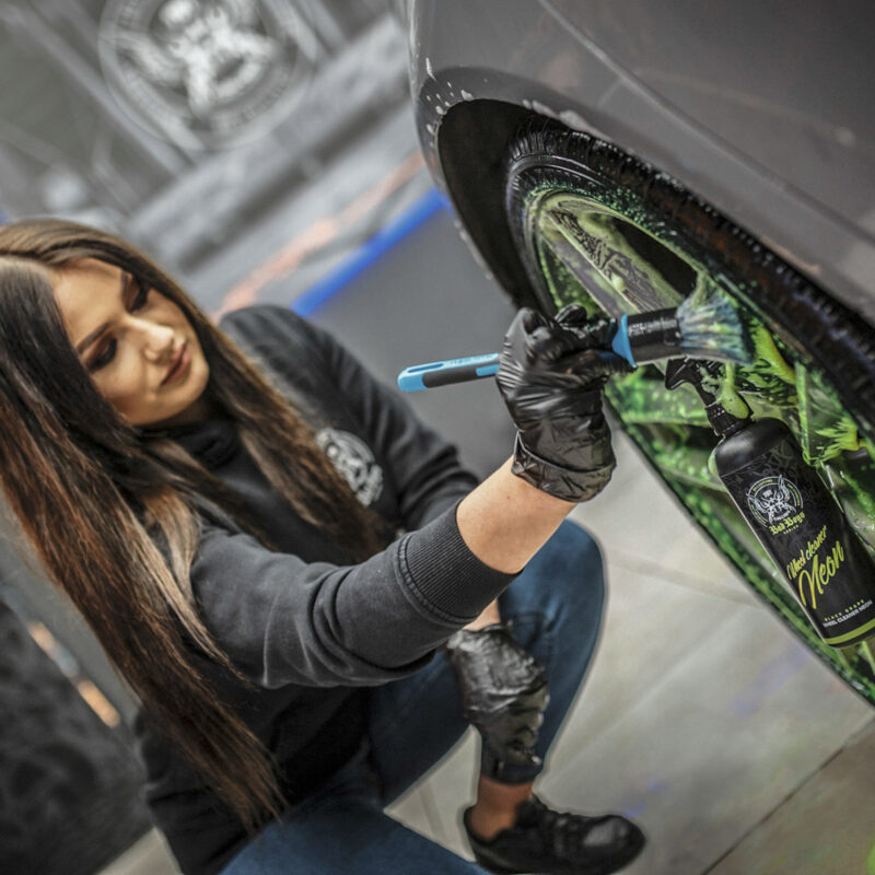 Wheel Cleaner Neon Bad Boys RRCustoms - OPSHOLDERS