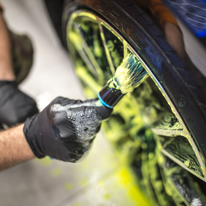 Wheel Cleaner Neon Bad Boys RRCustoms - OPSHOLDERS
