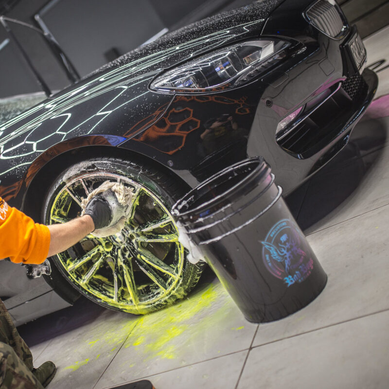 Wheel Cleaner Neon Bad Boys RRCustoms - OPSHOLDERS