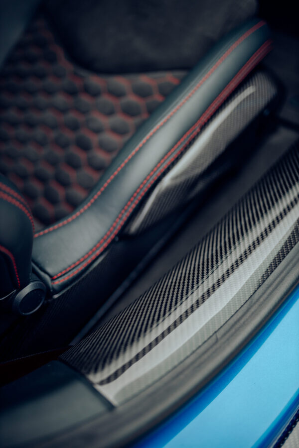 Audi R8 Gen.2 interior side sills