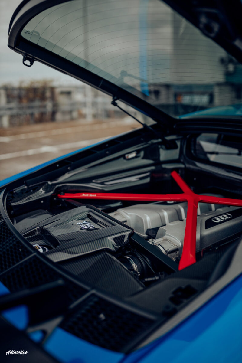 Audi R8 Gen.2 rear window air vent spears