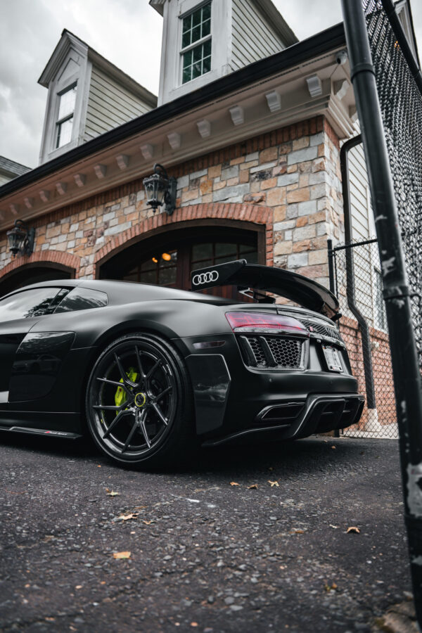 Audi R8 Gen.2 prelift rear spyder conversion