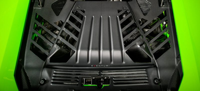 Eventuri Lamborghini Huracan Carbon Engine Cover Set Matte Finish EVE-HCN-CFM-ENG