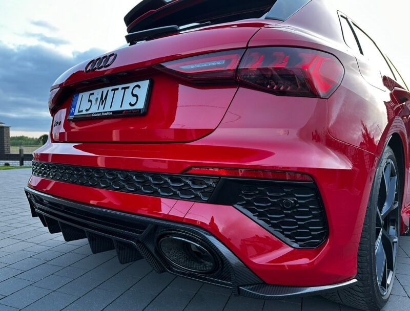 Audi RS3 8y Diffuser side addons MTTS package