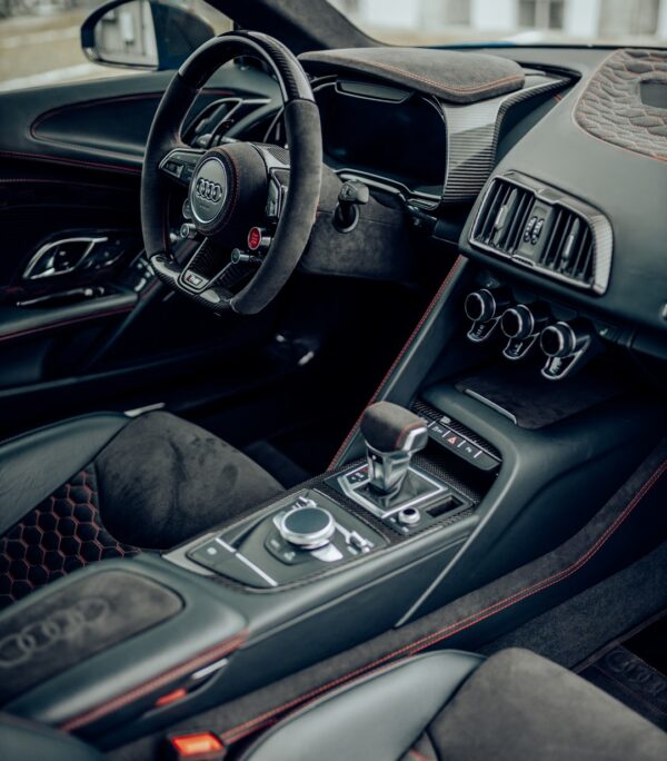 Audi R8 Gen.2 interior cockpit side panels