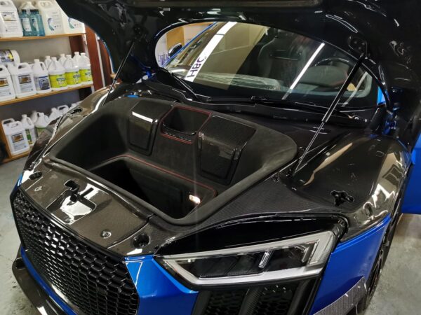 Audi R8 Gen.2 frunk bay center cover