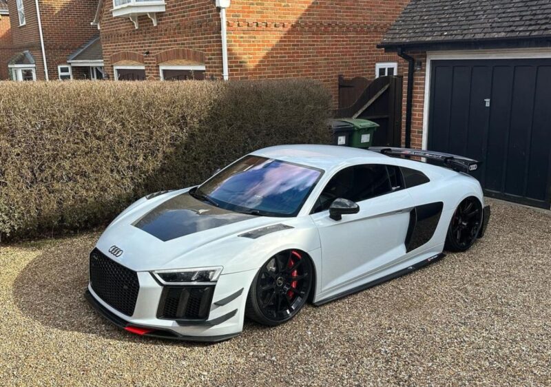Audi R8 Gen.2 Performance package hood - OPSHOLDERS Audi R8 Gen.2 Performance package hood