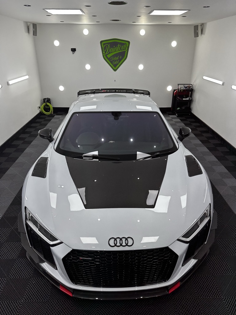Audi R8 Gen.2 Performance package hood - OPSHOLDERS Audi R8 Gen.2 Performance package hood