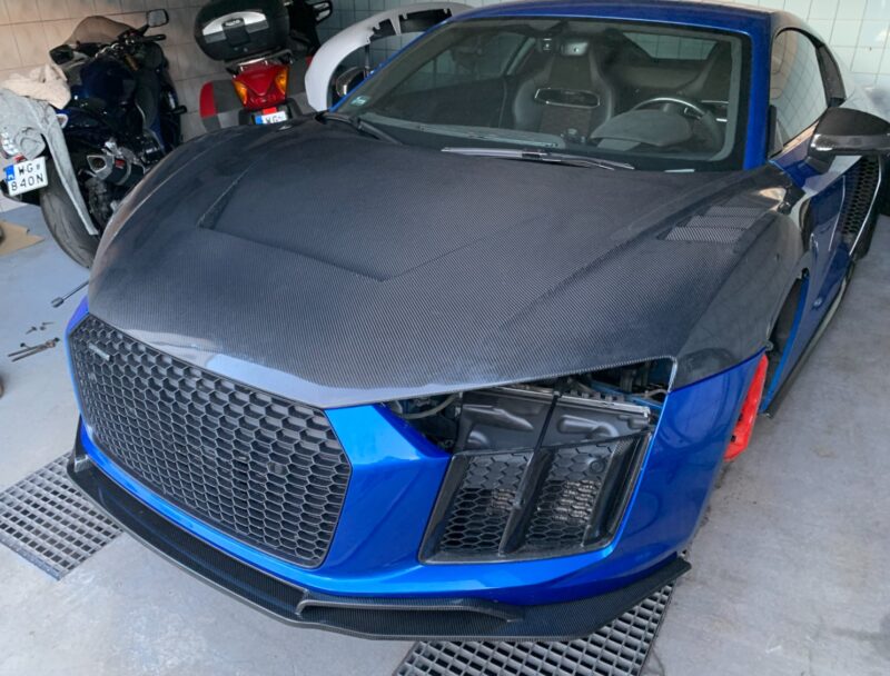 Audi R8 Gen.2 Performance package hood - OPSHOLDERS Audi R8 Gen.2 Performance package hood