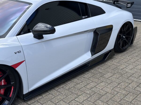 Audi R8 Gen.2 side skirts MTTS package