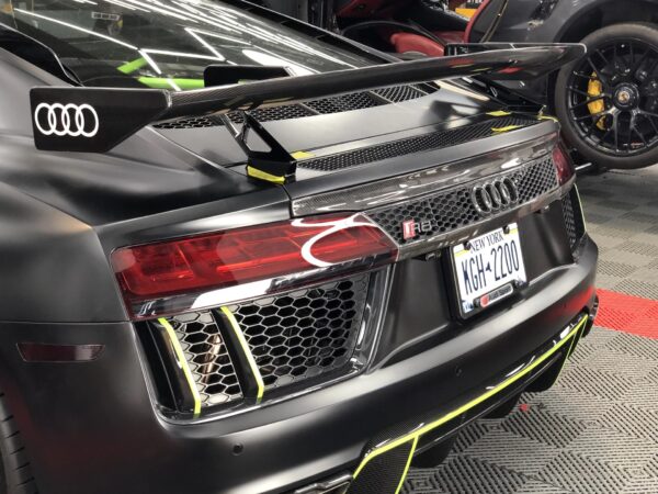 Audi R8 Gen.2 prelift rear spyder conversion