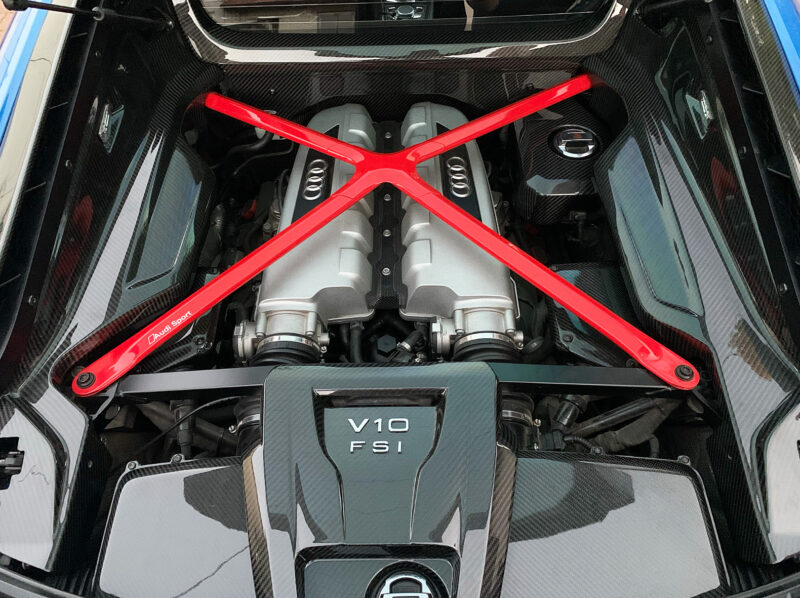 Audi R8 Gen.2 engine bay water tank cover - OPSHOLDERS Audi R8 Gen.2 engine bay water tank cover