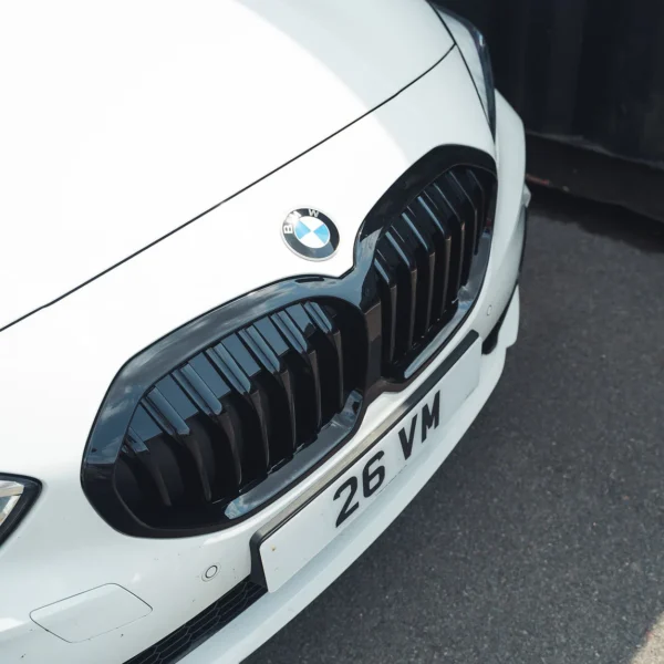 BMW F40 1 SERIES GLOSS BLACK SINGLE SLAT GRILLE - BLAK BY CT CARBON