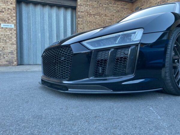 AUDI R8 V10 GEN 2 CARBON FIBRE SIDE GRILLES