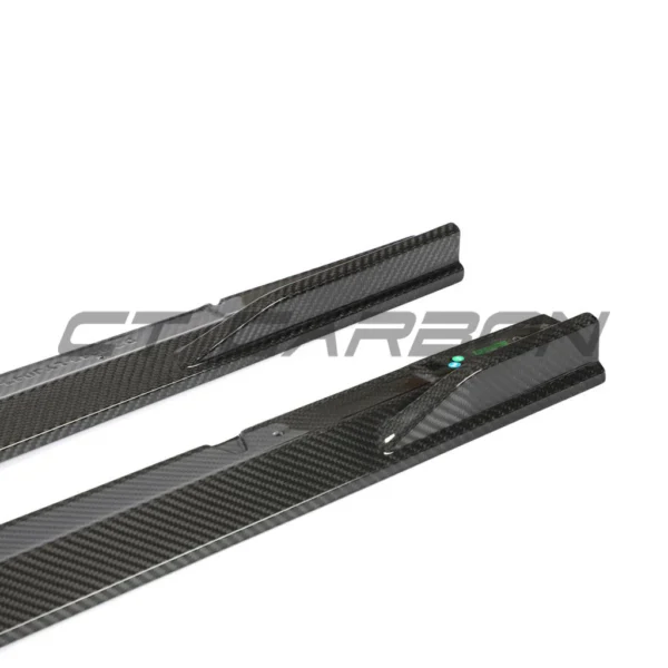 AUDI RS6/RS7 C8 AVANT CARBON FIBRE SIDE SKIRTS - CT DESIGN