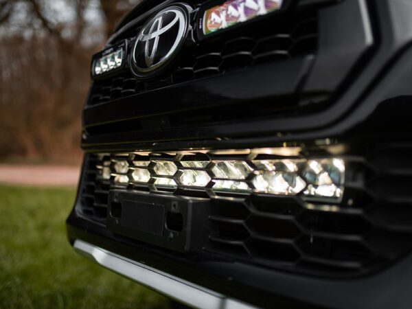 Lazer Toyota Hilux (2017-2020) - Lower Grille Mounting Kit ( For Triple-R 16) VIFK-HILUX-01K