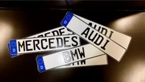 GIVEAWAY DECORATIVE NUMBER PLATES