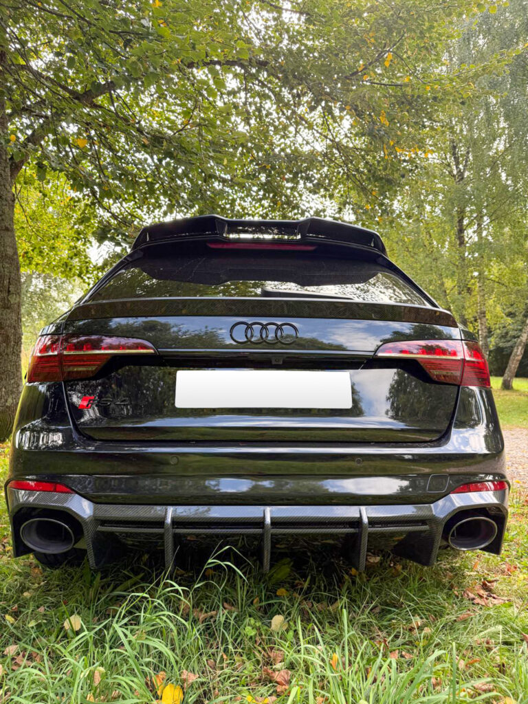Audi RS4 B9.5 with CT Design carbon Diffuser