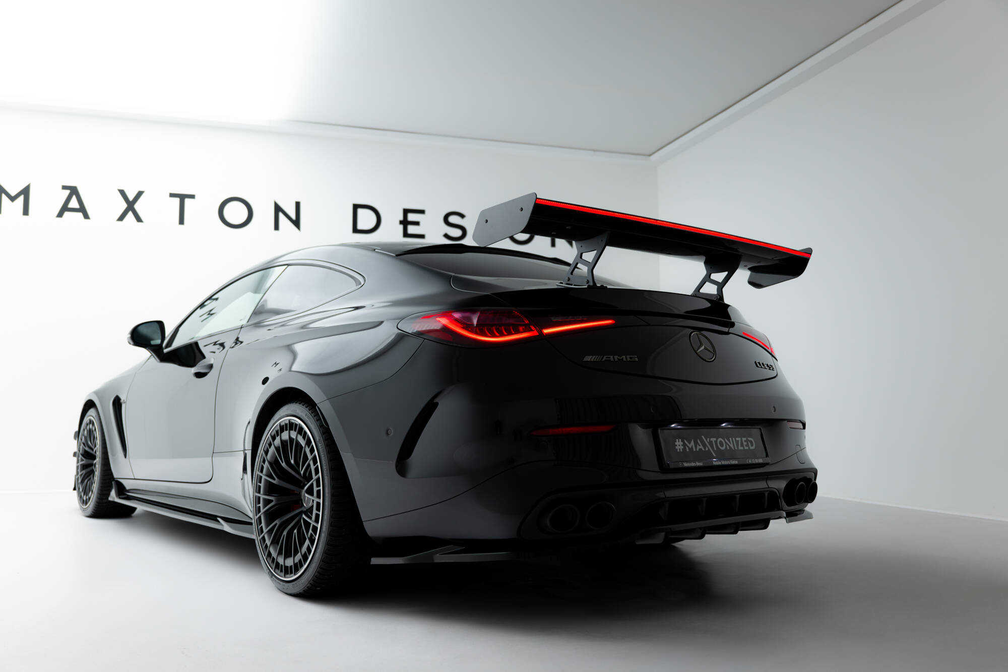 Maxton Design Carbon Spoiler V.2 + LED Mercedes-AMG CLE 53 C236 CF