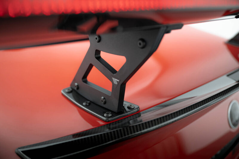 pol_po_Carbon-Spoiler-With-Internal-Brackets-Uprights-LED-BMW-M2-G87-22145_12jpg - OPSHOLDERS
