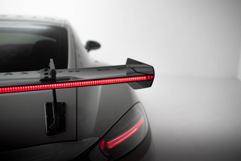 pol_po_Carbon-Spoiler-With-Upper-Swan-Mounting-V-1-LED-Porsche-718-Cayman-982c-21520_19jpg - OPSHOLDERS