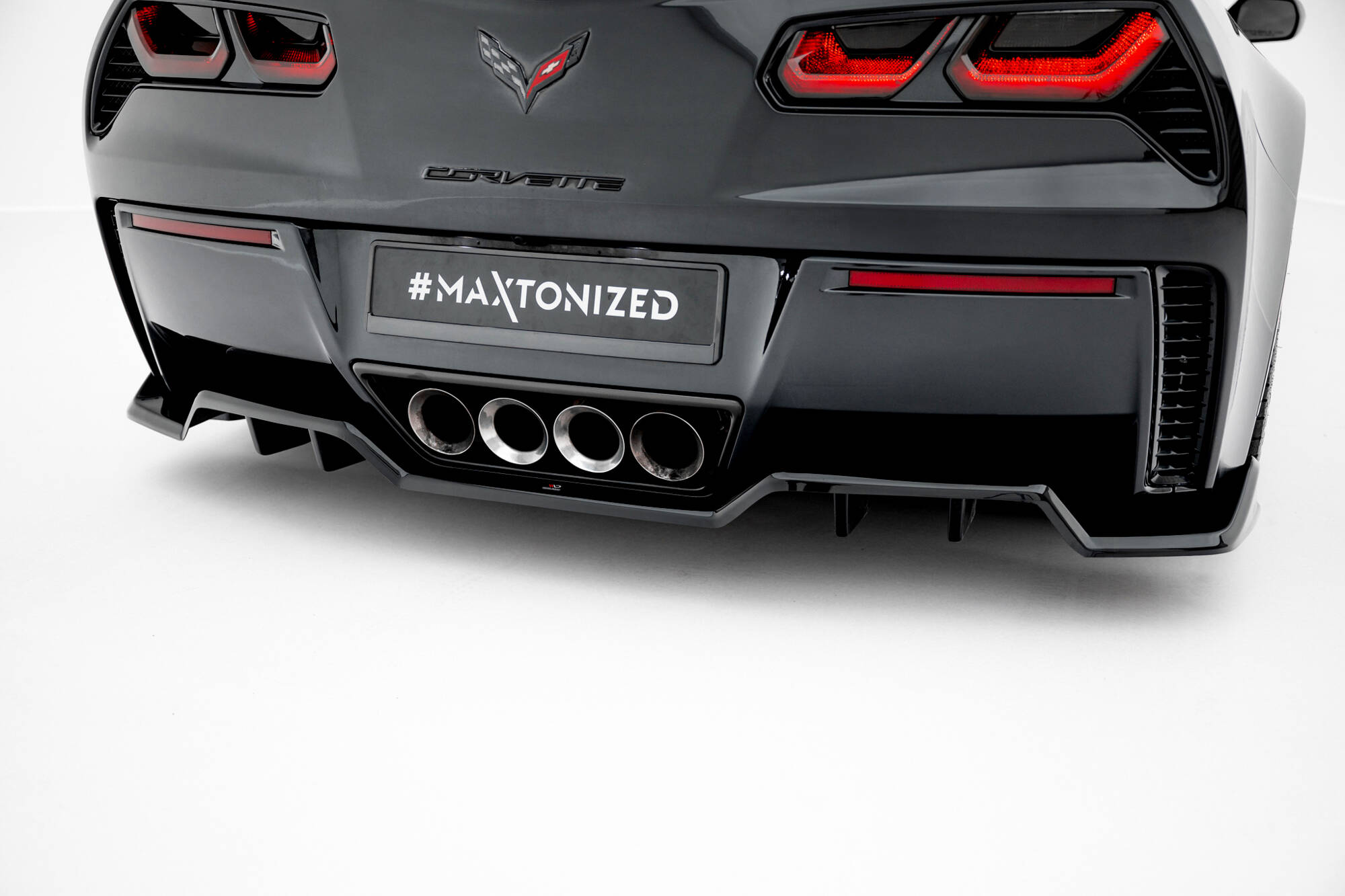 pol_po_Central-Rear-Splitter-with-vertical-bars-Chevrolet-Corvette-Z06-C7-21498_1jpg - OPSHOLDERS