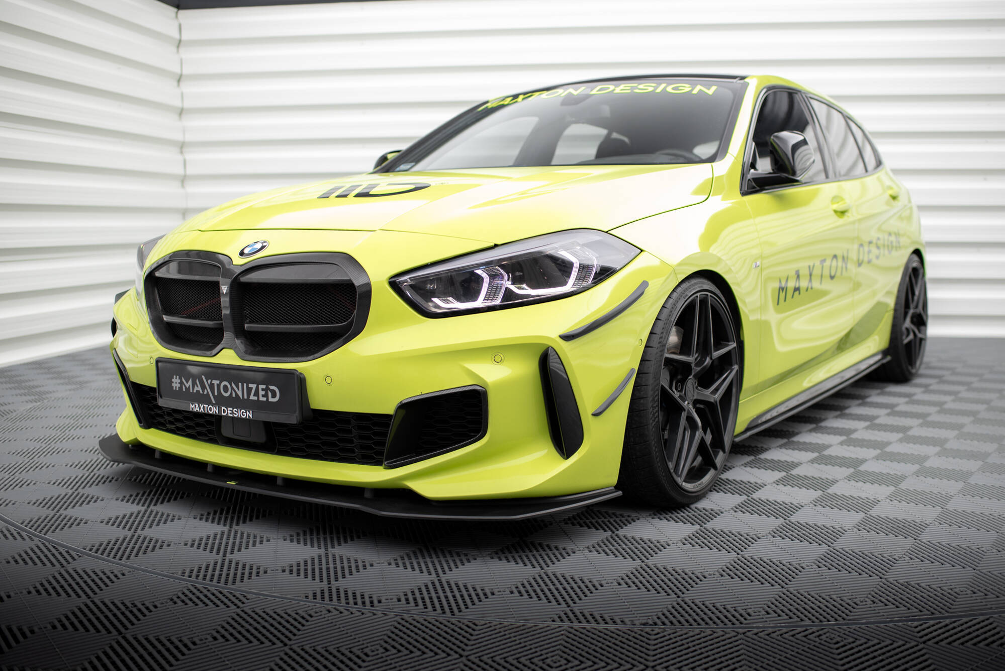pol_po_Front-Bumper-Wings-Canards-BMW-1-M-Pack-M135i-128ti-F40-10930_5jpg - OPSHOLDERS