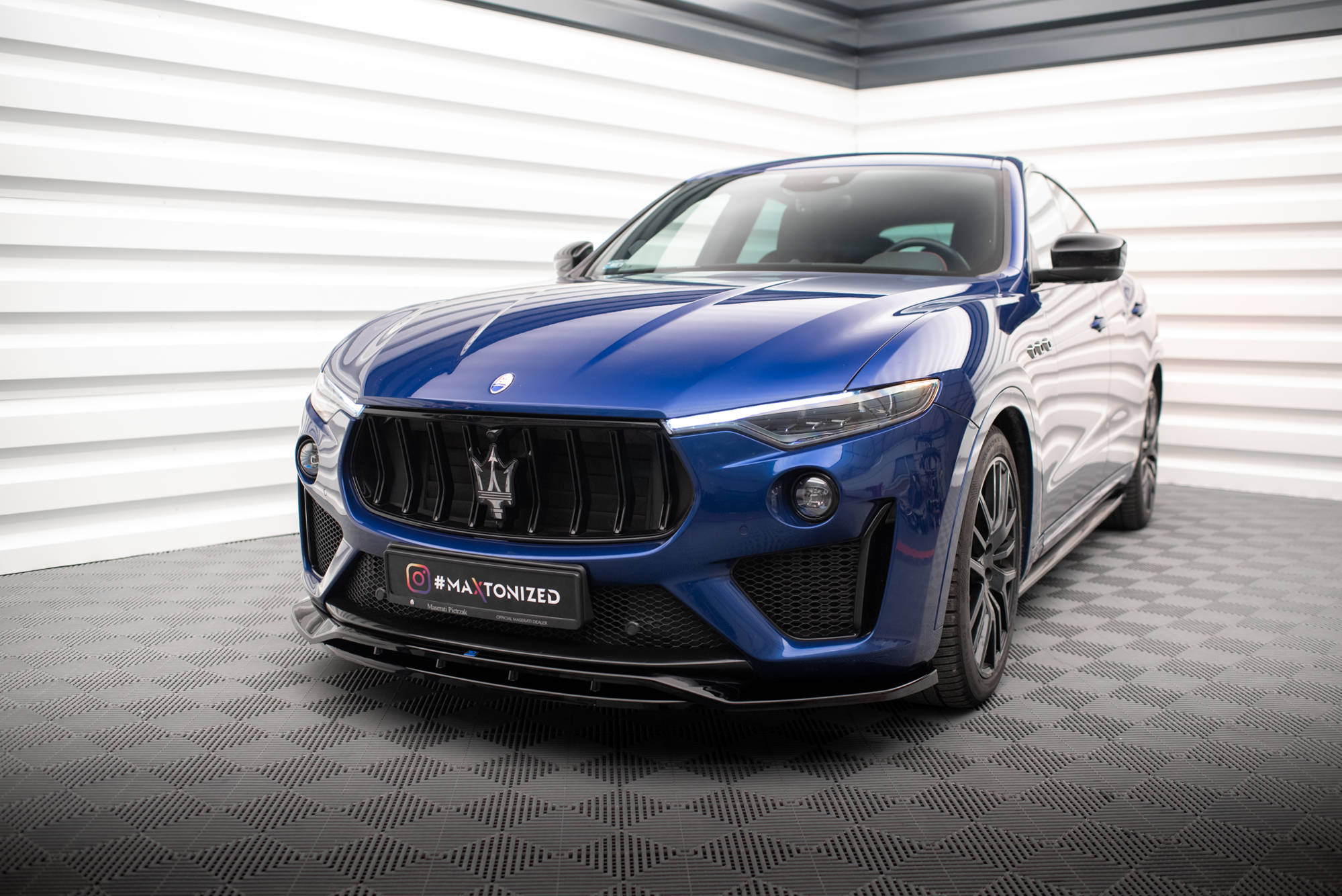 pol_po_Front-Splitter-Maserati-Levante-GTS-Trofeo-Mk1-18036_6jpg - OPSHOLDERS