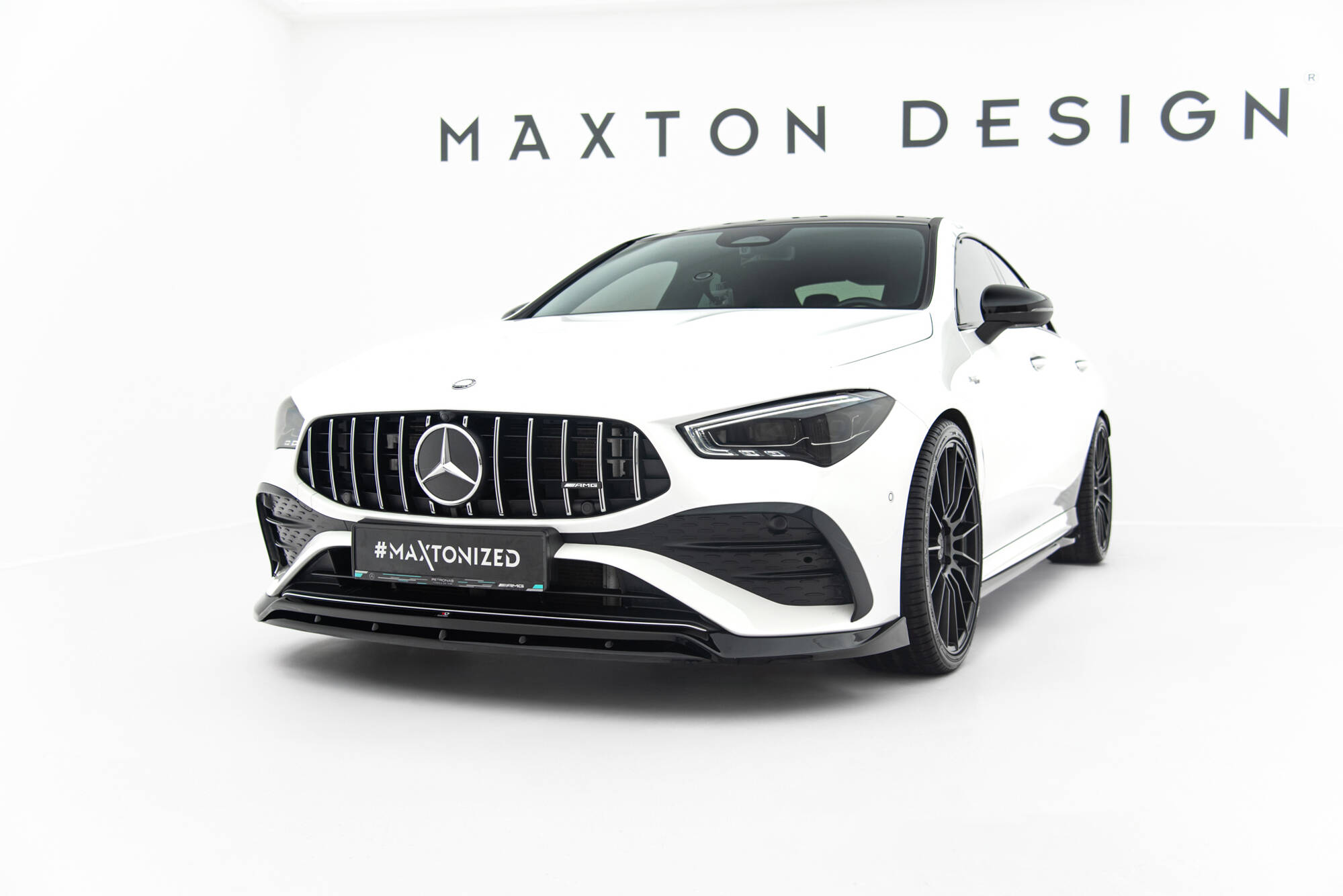 pol_po_Front-Splitter-Mercedes-AMG-CLA-35-Coupe-Shooting-Brake-C118-Facelift-X118-Facelift-22155_3jpg - OPSHOLDERS