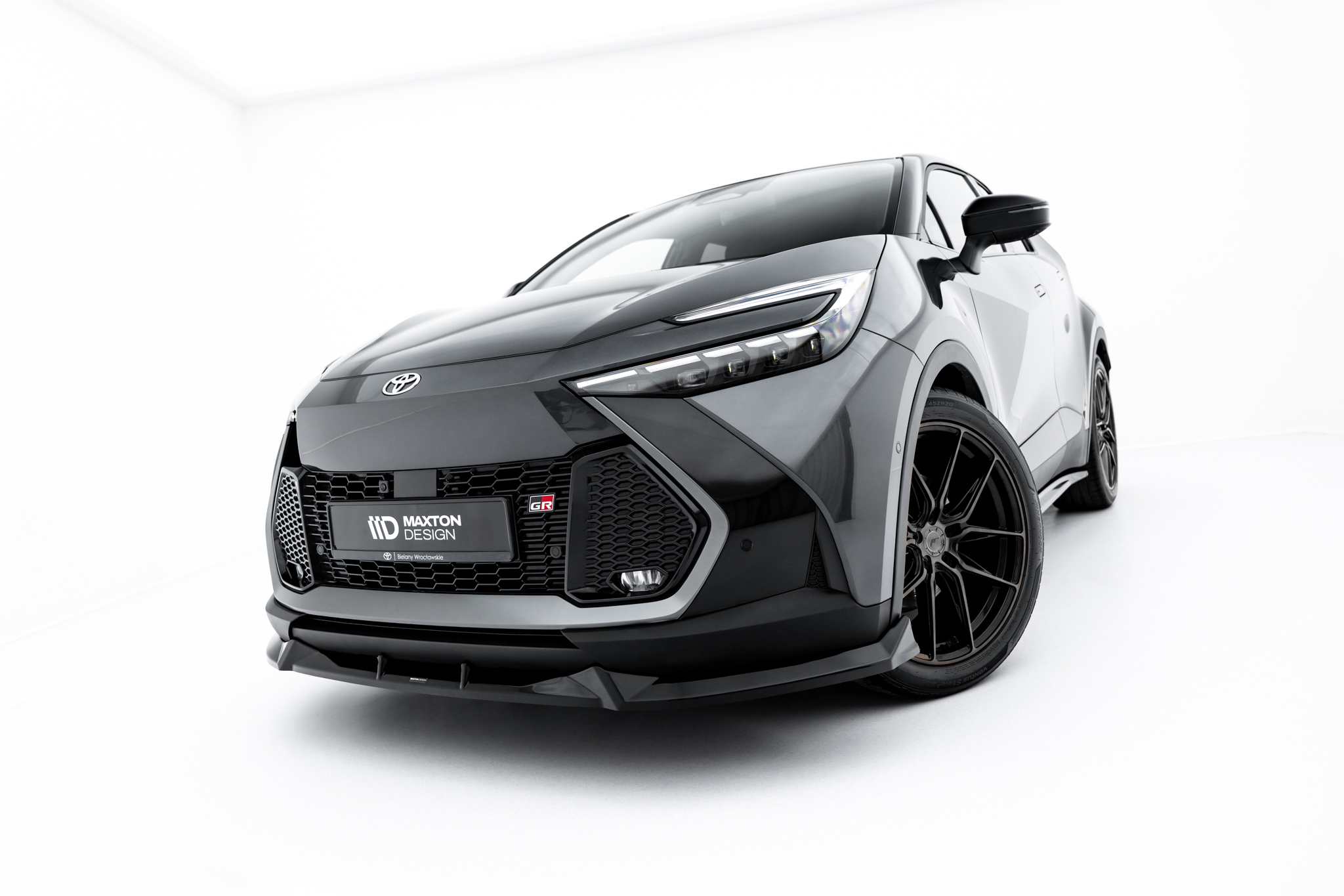 pol_po_Front-Splitter-Toyota-C-HR-Mk2-23255_2jpg - OPSHOLDERS