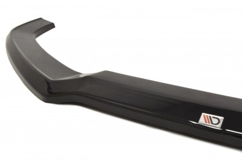 pol_po_Front-Splitter-V-1-Audi-RS3-8V-Sportback-925_6jpg - OPSHOLDERS