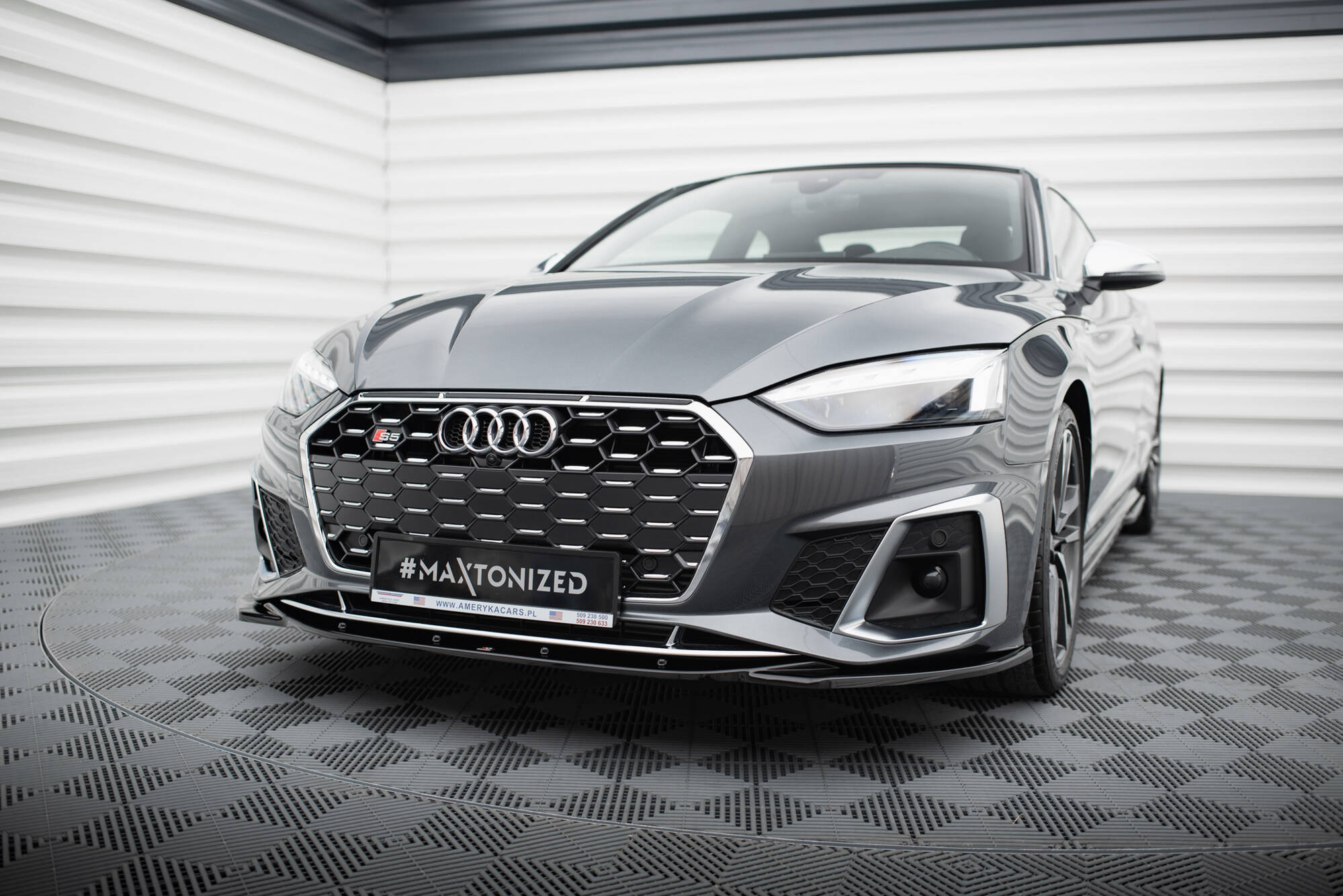 pol_po_Front-Splitter-V-1-Audi-S5-A5-S-Line-F5-Facelift-12758_3jpg - OPSHOLDERS