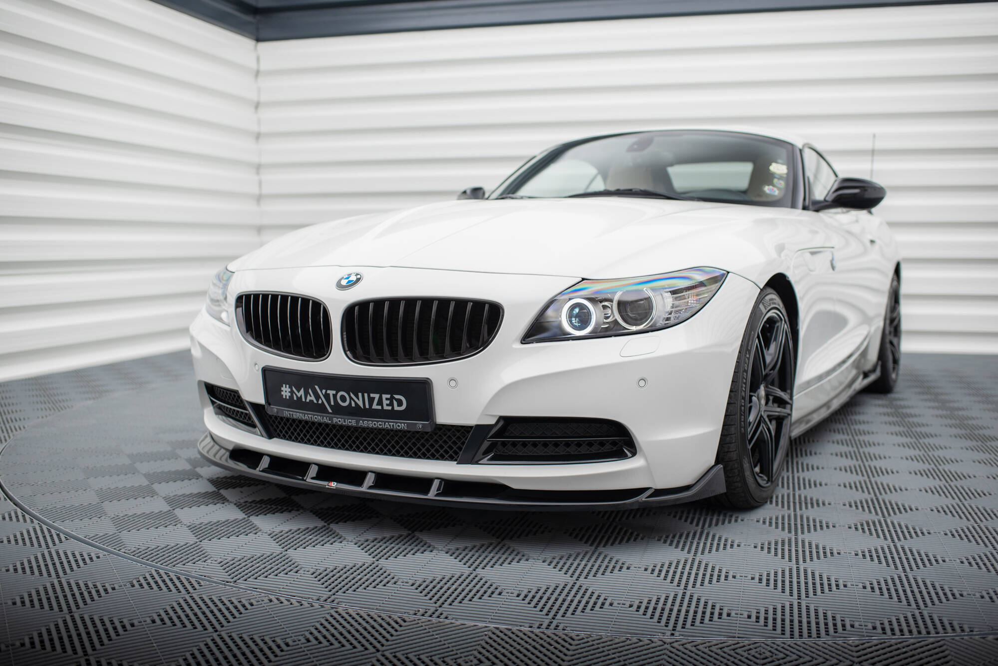 pol_po_Front-Splitter-V-1-BMW-Z4-E89-19753_3jpg - OPSHOLDERS