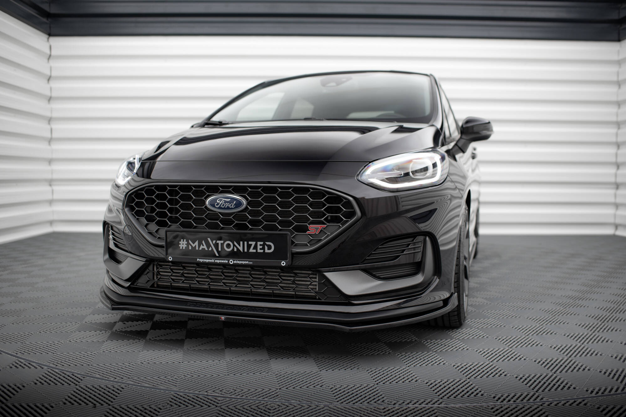 pol_po_Front-Splitter-V-1-Ford-Fiesta-ST-ST-line-Mk8-Facelift-20198_2jpg - OPSHOLDERS