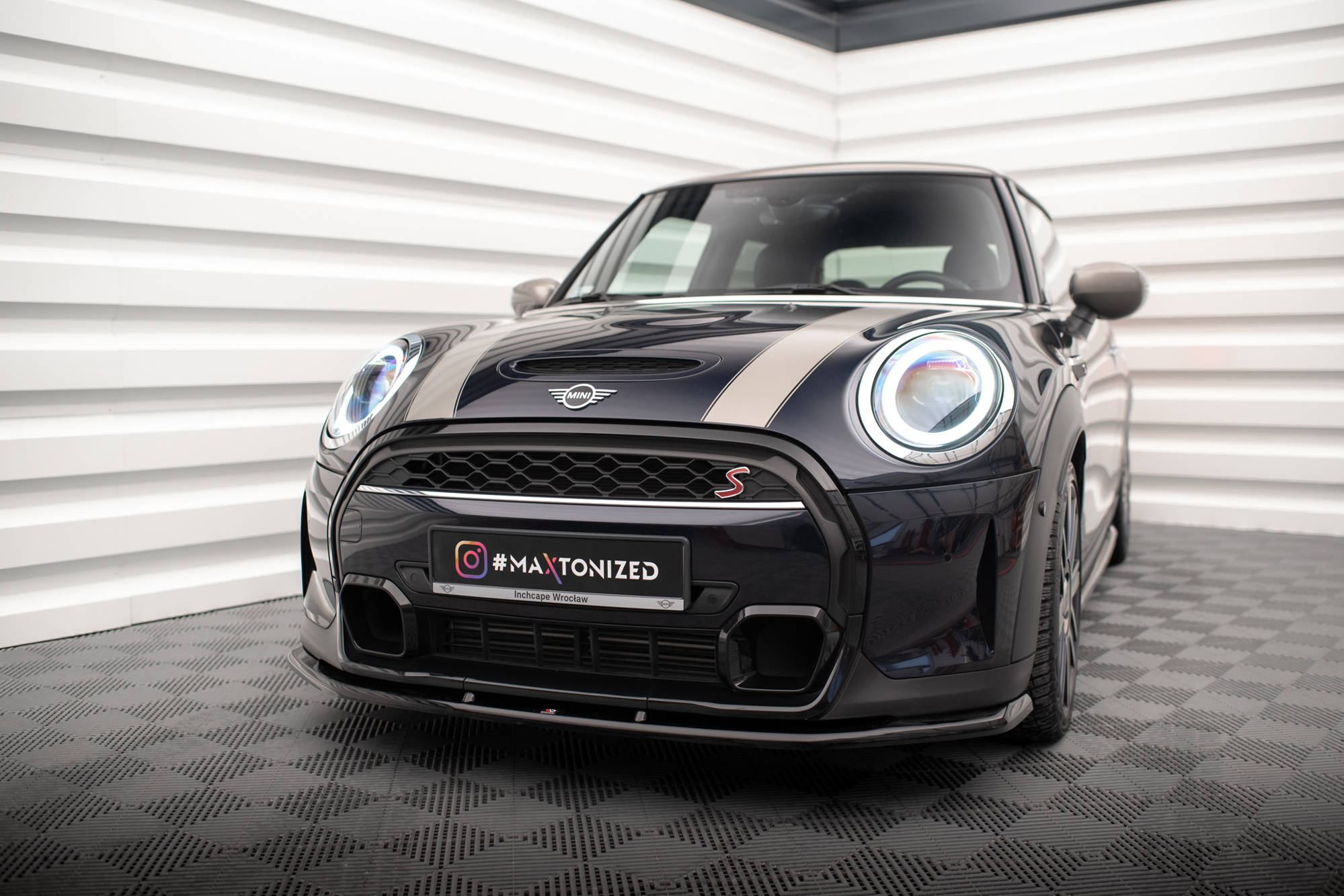 pol_po_Front-Splitter-V-1-Mini-Cooper-S-F56-Facelift-18541_6jpg - OPSHOLDERS