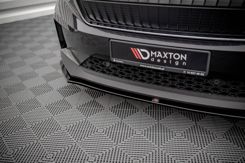 pol_po_Front-Splitter-V-1-Skoda-Enyaq-iV-15766_6jpg - OPSHOLDERS