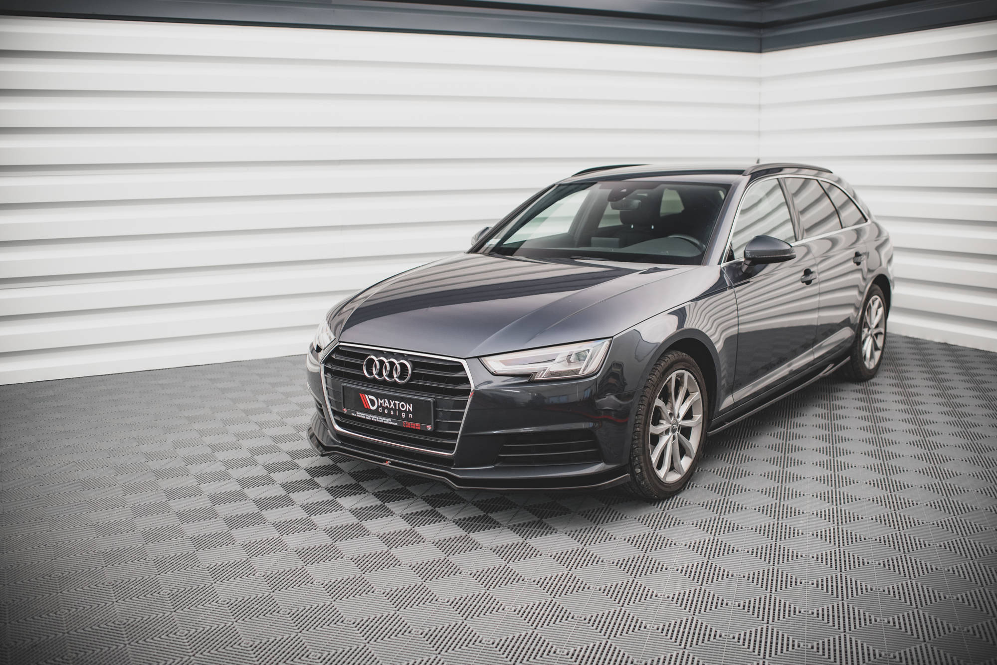 pol_po_Front-Splitter-V-2-Audi-A4-B9-14198_7jpg - OPSHOLDERS